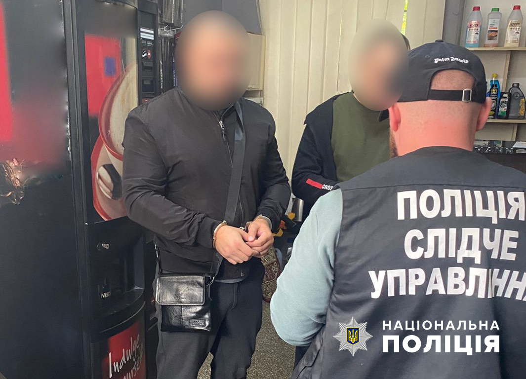 Чернівчанин продав автомобілі, призначені як гуманітарна допомога на суму понад півмільйона гривень: справа у суді
