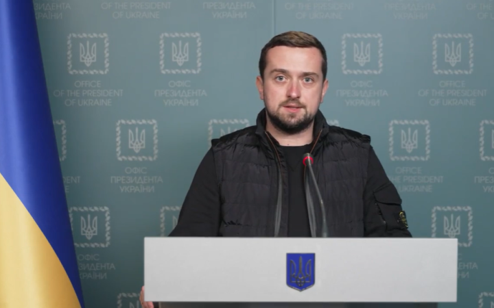 'Останнім тригером стала його історія з Порше': куратор Буковини і Осачука в Офісі Зеленського Кирило Тимошенко написав заяву про звільнення - ЗМІ 
