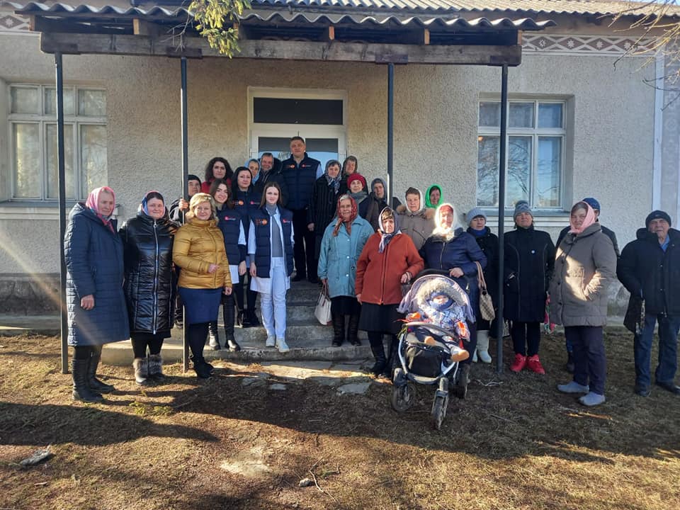 'На медичному обладнанні, про яке могли лише мріяти': виїзна мобільна бригада перинатального центру оглянула 39 пацієнтів у Бузовиці 