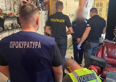 На Буковині СБУ викрила наркоторговців, які збували 'товар' у трьох регіонах України і навіть військовим 
