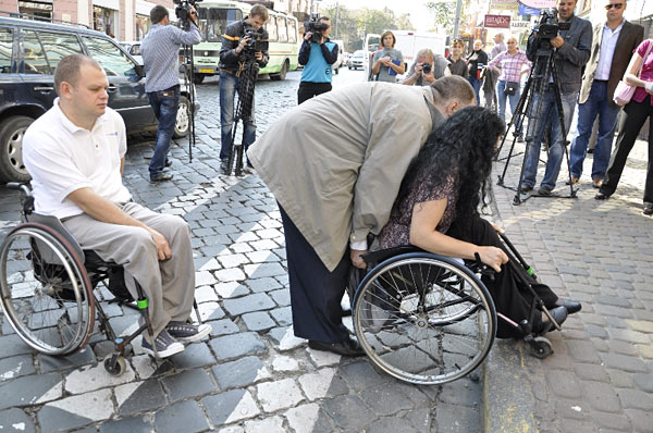 Міжнародний Фонд «Відродження» та Фонд Степана Ленігевича підтримують адаптацію лікувальних закладів для потреб людей з обмеженими функціональними можливостями