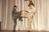 Кельменецьким ліцеїстам дали кілька уроків військово-прикладного бойового мистецтва