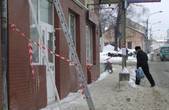 На колишнього заступника мера Чернівців впала бурулька