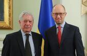 Прем’єр-міністр України Арсеній Яценюк зустрівся з письменником, лауреатом Нобелівської премії  Маріо Варгасом Льосою