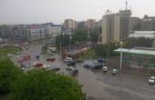 Ливень в Черновцах: затоплены центральные улицы города (фото+відео)