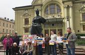 У Чернівцях «батьківщинівці» долучилися до акції митців на підтримку Надії Савченко