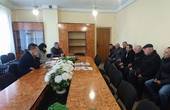 Вирішення більшості питань, з якими кельменчани прийшли на прийом до Бурбака,  в компетенції місцевих органів влади 