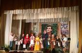 Гран-прі фестивалю імені Назарія Яремчука «Пісня буде поміж нас» виборов співак з Донецької області