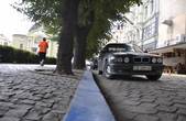 У Чернівцях грубо порушено пріоритетність прав пішоходів на користь особистого транспорту