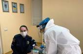 На Буковині медичні мобільні бригади протестували понад 200 поліцейських на можливу наявність  COVID 19 