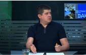Бурбак нагадав, як після домовленостей у Відні Порошенка з Фірташем Чернівці віддали команді Продана, а Куліш з Максимюком розкладали політичні  пасьянси, займалися базарною торгівлею посадами і голосували земельні шкурняки