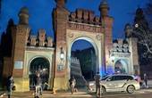 В автівці, яка знесла ворота у Чернівецькому університеті, знайшли канабіс: пошкоджені ворота готують до реставрації 