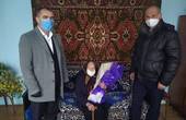 Буковинка Марія Леонтіївна Ватаман відзначила 100-річний ювілей у захисній масці