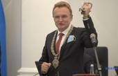 Поки у Чернівцях чубляться, Садовий вже склав присягу мера Львова