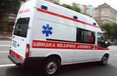 Буковинка, яка впала в колодязь глибиною 8 метрів, жива, а чернівчанин, що випав з 8 поверху - помер у лікарні 