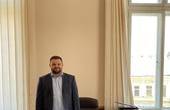 Артур Мунтян досі не пройшов спецперевірку на посаді заступника голови Чернівецької ОДА і не отримав доступу до державної таємниці через підозру у румунському громадянстві,  - ЗМІ (BukNews перевірив інформацію)