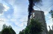 Багато диму з нічого: на Руській, 209 зайнялося горище дев'ятиповерхівки  