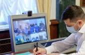 Зеленський дозволив Осачуку і Ковалюку відремонтувати аеропорт у Чернівцях у ручному режимі без тендерів? 