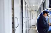 На ходу вигадують байку: як провідники поїзду 'Київ – Чернівці'  заробляють на пасажирах 'Укрзалізниці'