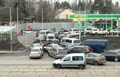 Проблему з дефіцитом нафтопродуктів на Буковині обіцяють вирішити за тиждень, але пальне подорожчає (+коментар Юлії Гришиної)