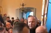 УПЦ МП заявила, що її священника на Буковині поліція «тягала по храму». Омбудсмен відреагував