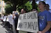 'Ми не бидло, ми - громада!' - в Чернівцях підприємці пікетували міську раду  